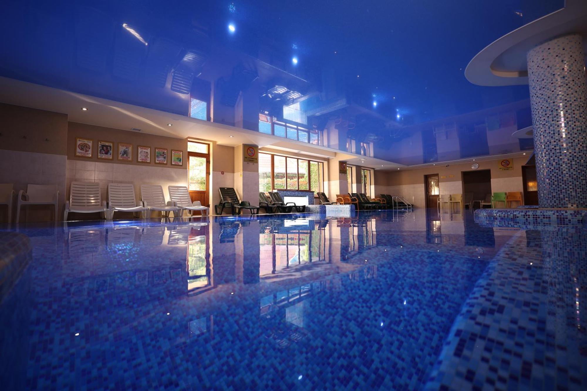 Romantik Spa Hotel Jaremcse Kültér fotó